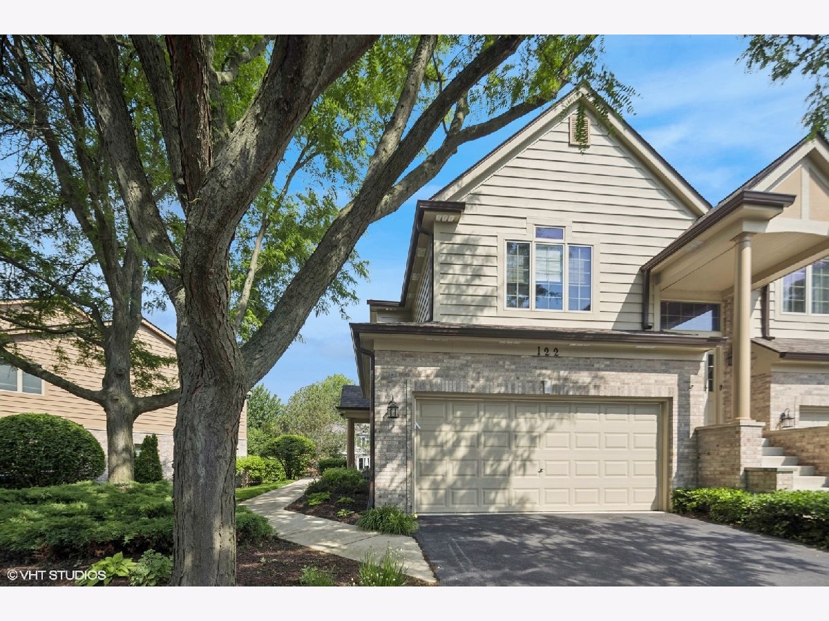  For Sale Willow Springs Illinois, 122 Santa Fe Lane