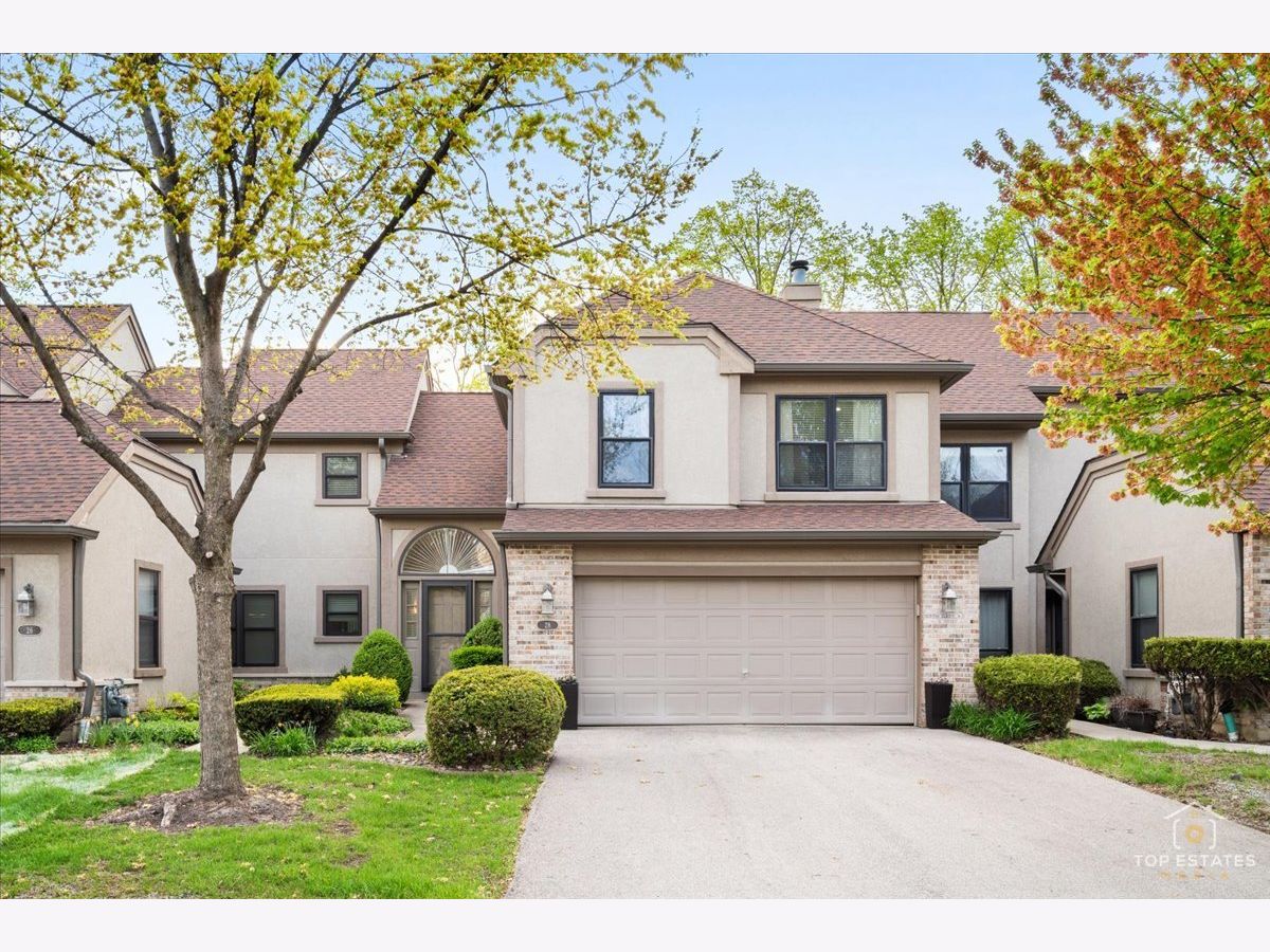 Townhomes For Sale Ashton Park Schaumburg Illinois, 28 Ascot Circle