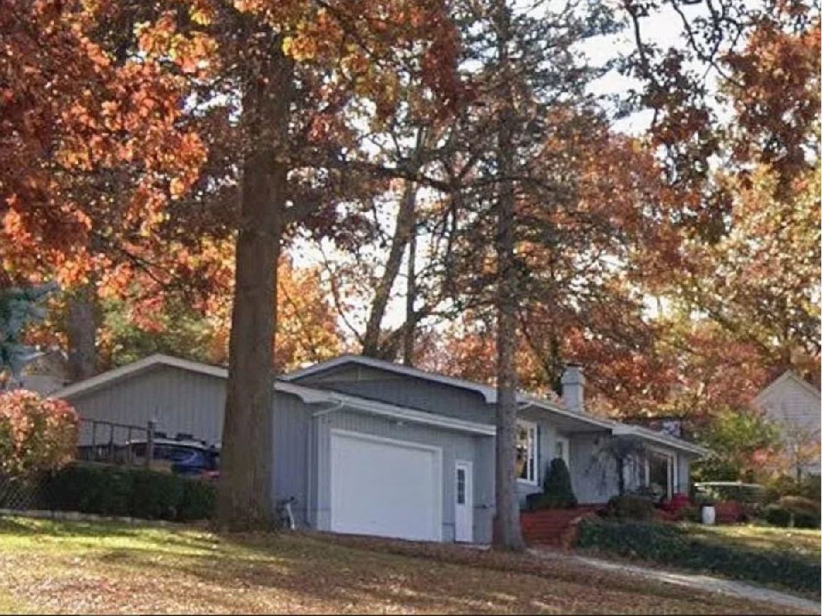  For Sale Decatur Illinois, 4 Forest Knolls