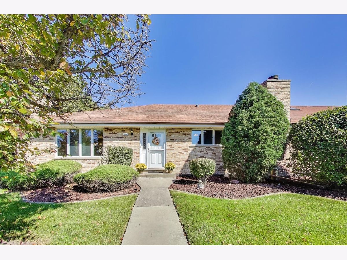 Condos & Townhomes Sold Catalina Villas Ii Orland Park Illinois, 7555 Willowood
