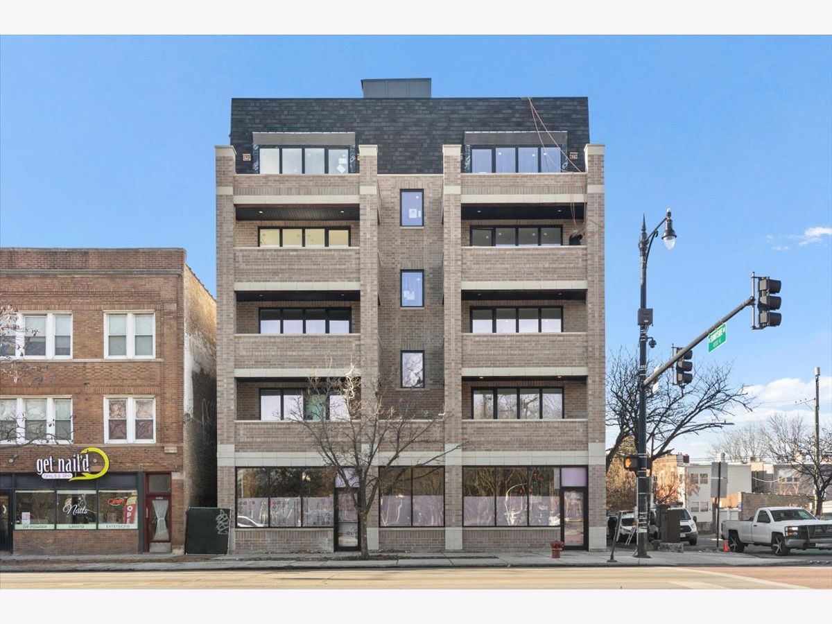  For Sale Chicago Illinois, 2405 Sunnyside Avenue