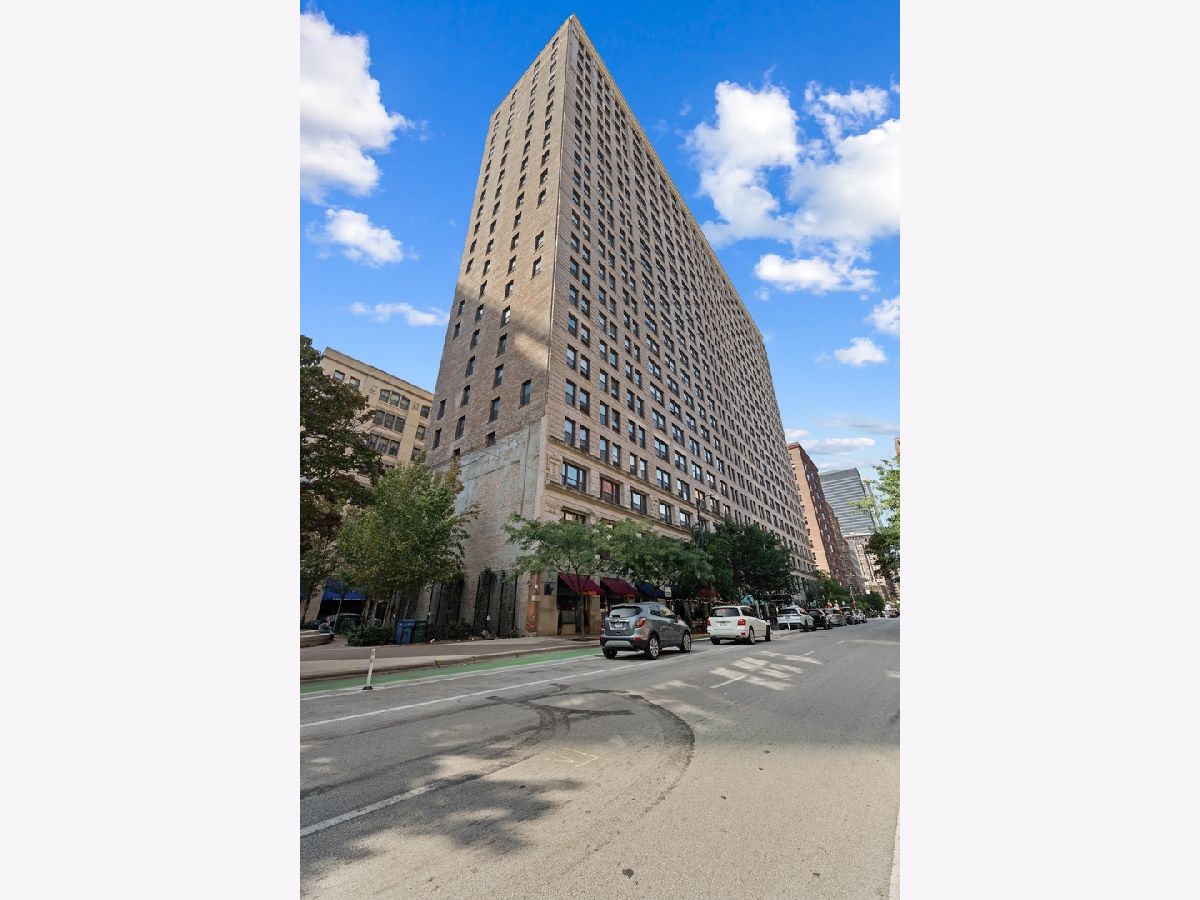  For Sale Chicago Illinois, 600 Dearborn Street