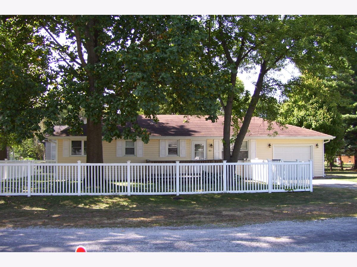  Sold Bement Illinois, 301 Morgan