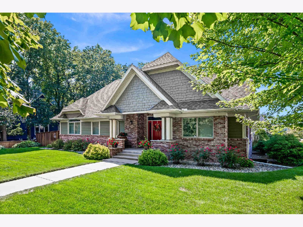  Sold Normal Illinois, 701 Broadway