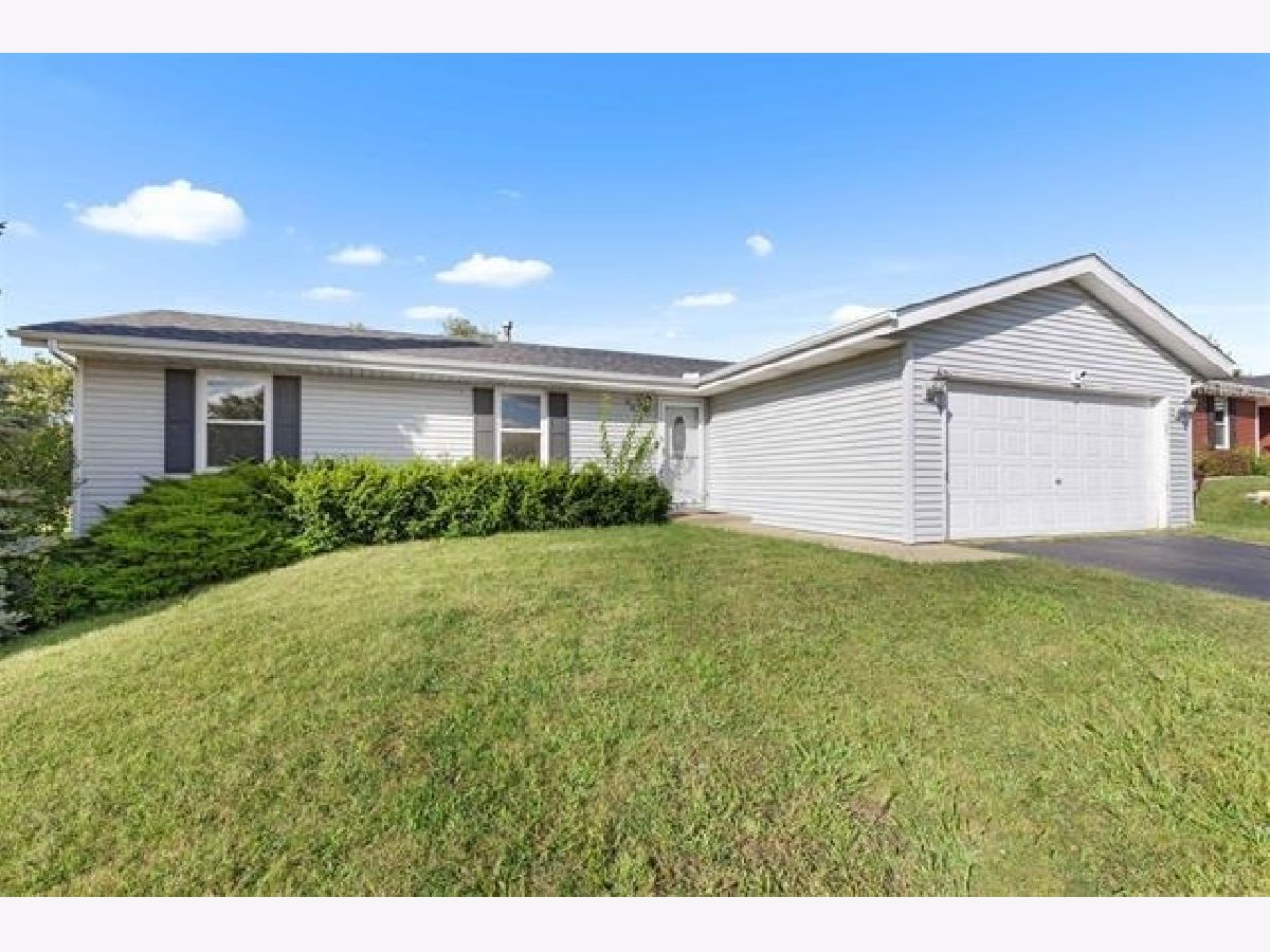  For Sale Rockford Illinois, 2824 Bluffside Drive