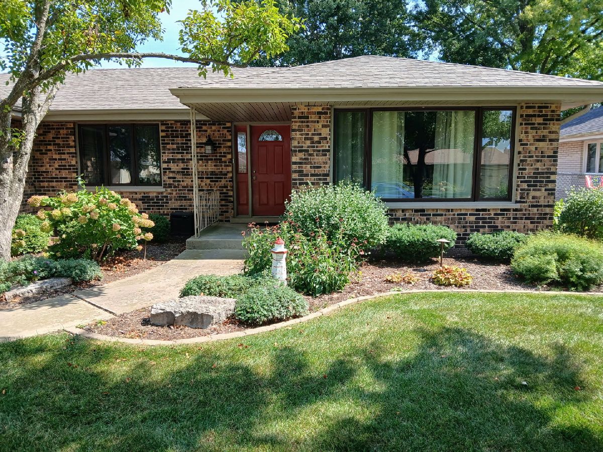 Townhomes & Condos & Homes For Sale Catalina Orland Park Illinois, 15337 Heather Court
