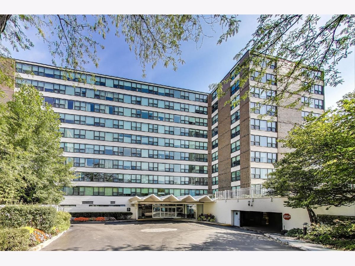  For Sale Wilmette Illinois, 1616 Sheridan Road