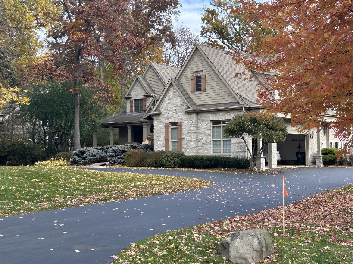  Sold Prairie Grove Illinois, 4410 Woodland Hollow