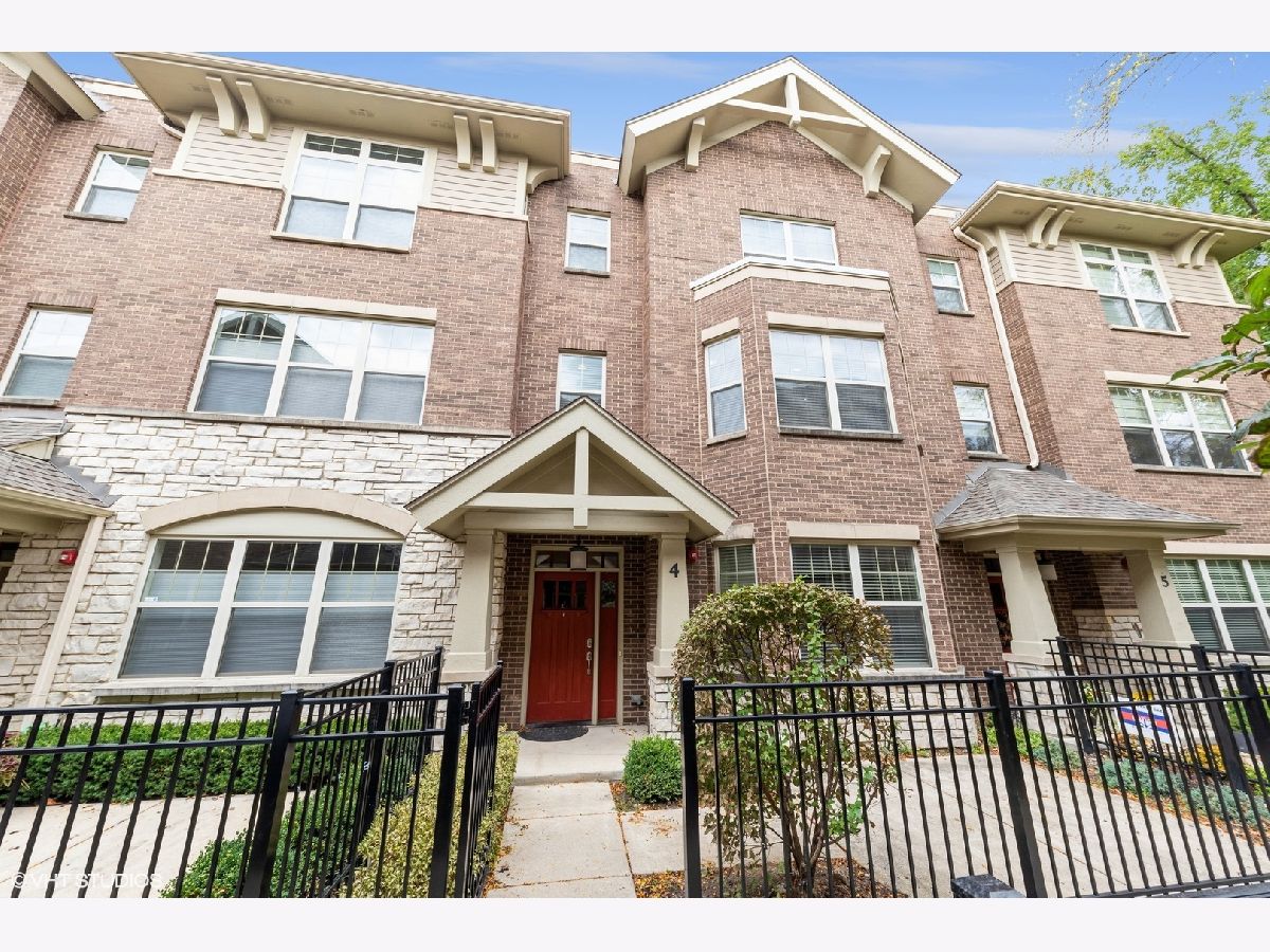 Townhomes For Sale Gateway Estates Park Ridge Illinois, 311 Northwest Highway