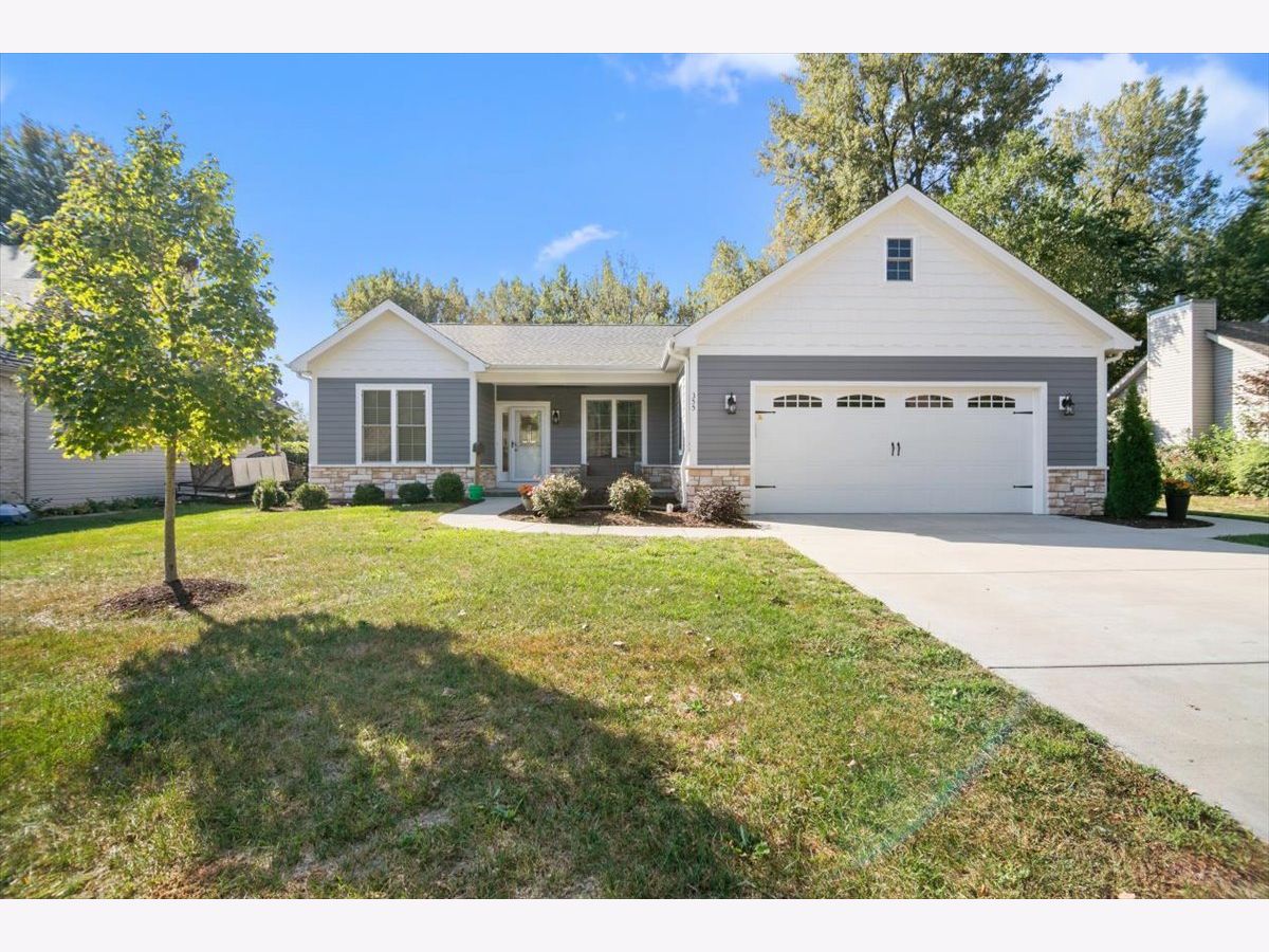  For Sale Braidwood Illinois, 355 Janet Drive