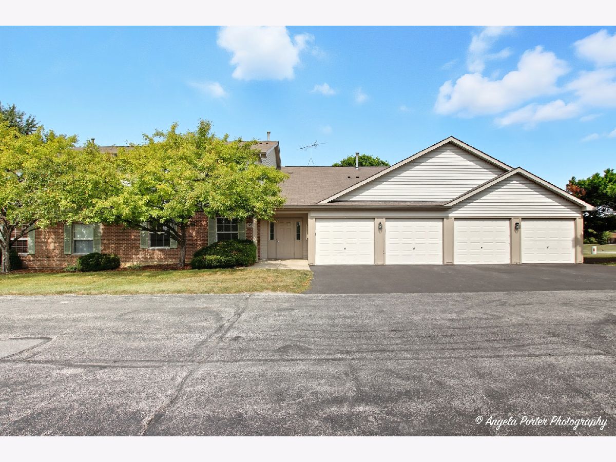  Sold Round Lake Beach Illinois, 924 Village