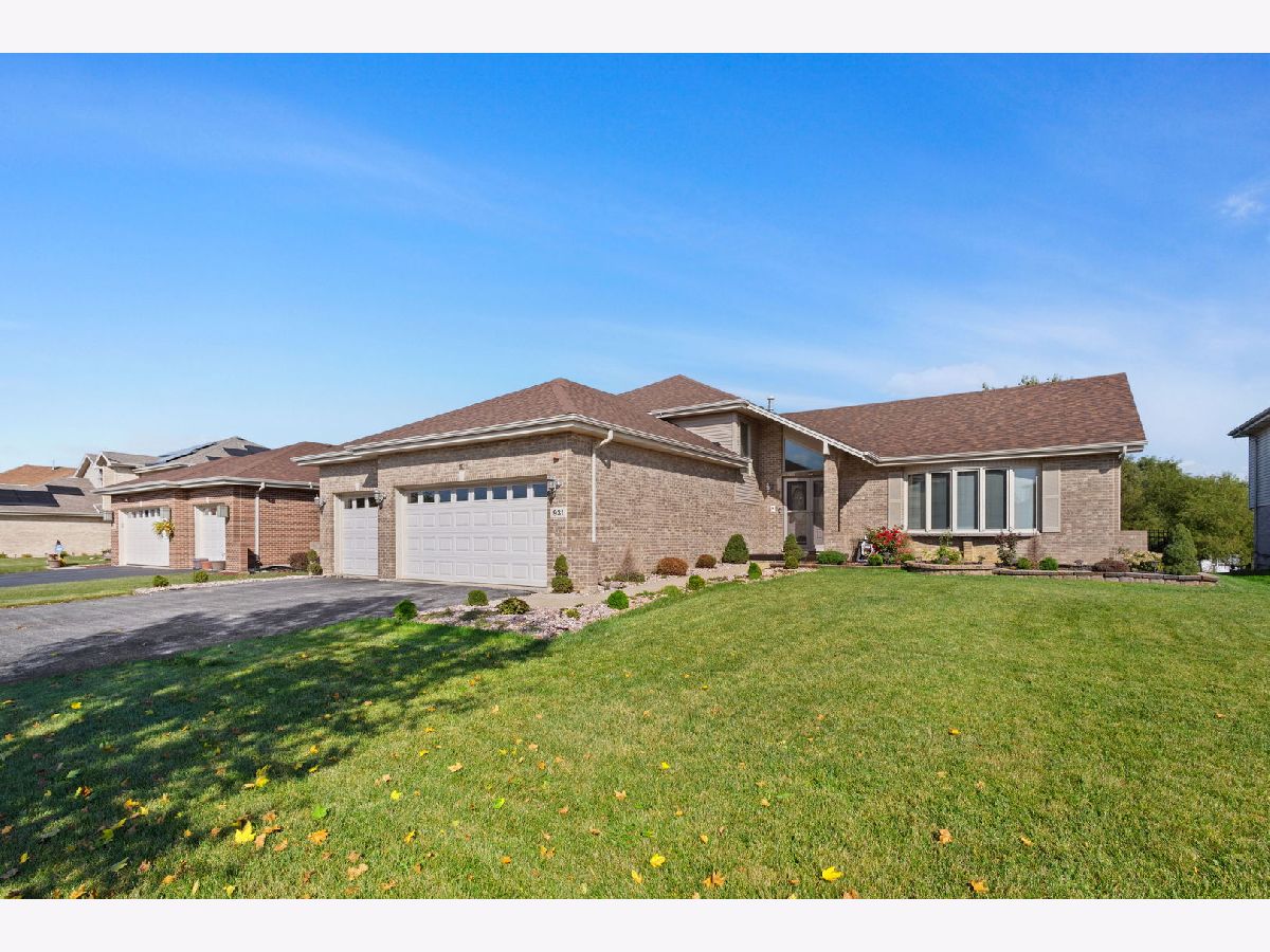  For Sale Matteson Illinois, 931 Destiny Drive