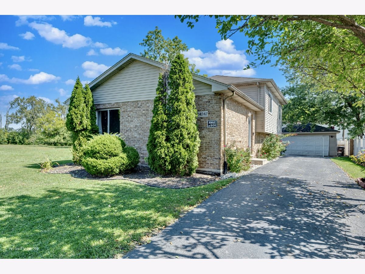  For Sale Blue Island Illinois, 14247 Davis Court