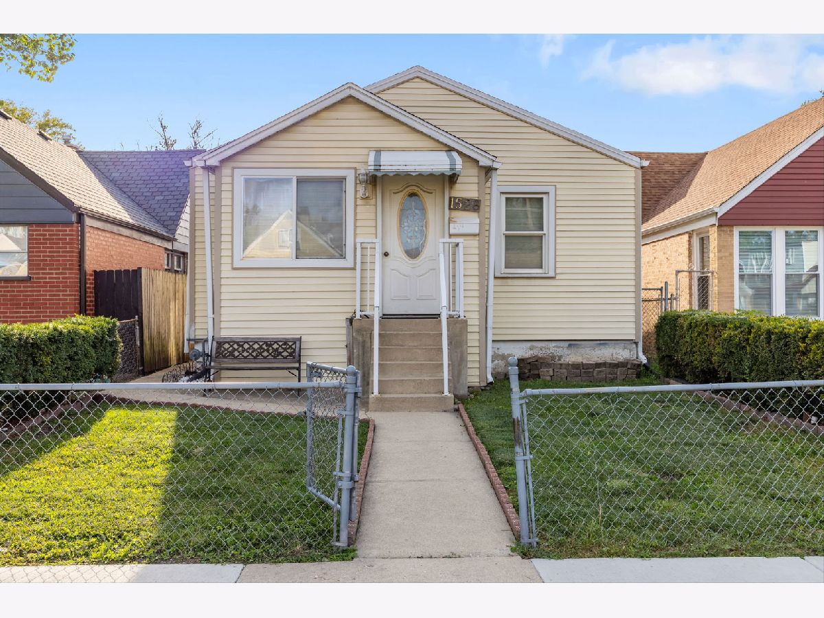  For Sale Stone Park Illinois, 1528 39th Avenue