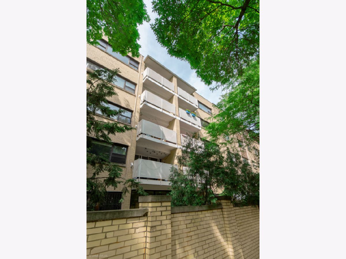  For Sale Chicago Illinois, 5616 Kenmore Avenue