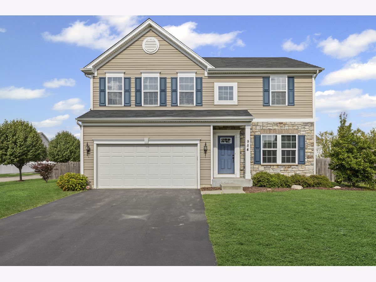 Sold Gilberts Illinois, 954 Sunburst