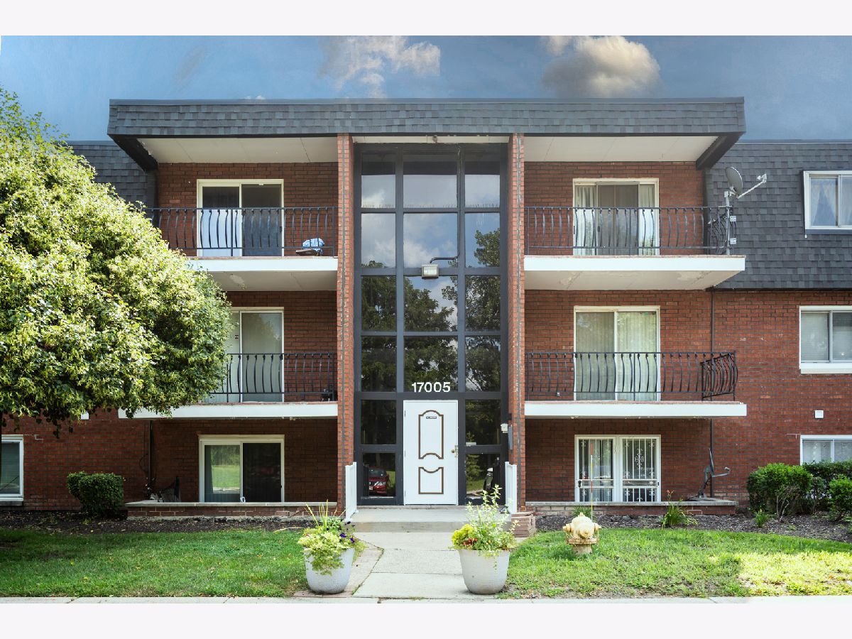  For Sale Hazel Crest Illinois, 17005 Albany Avenue