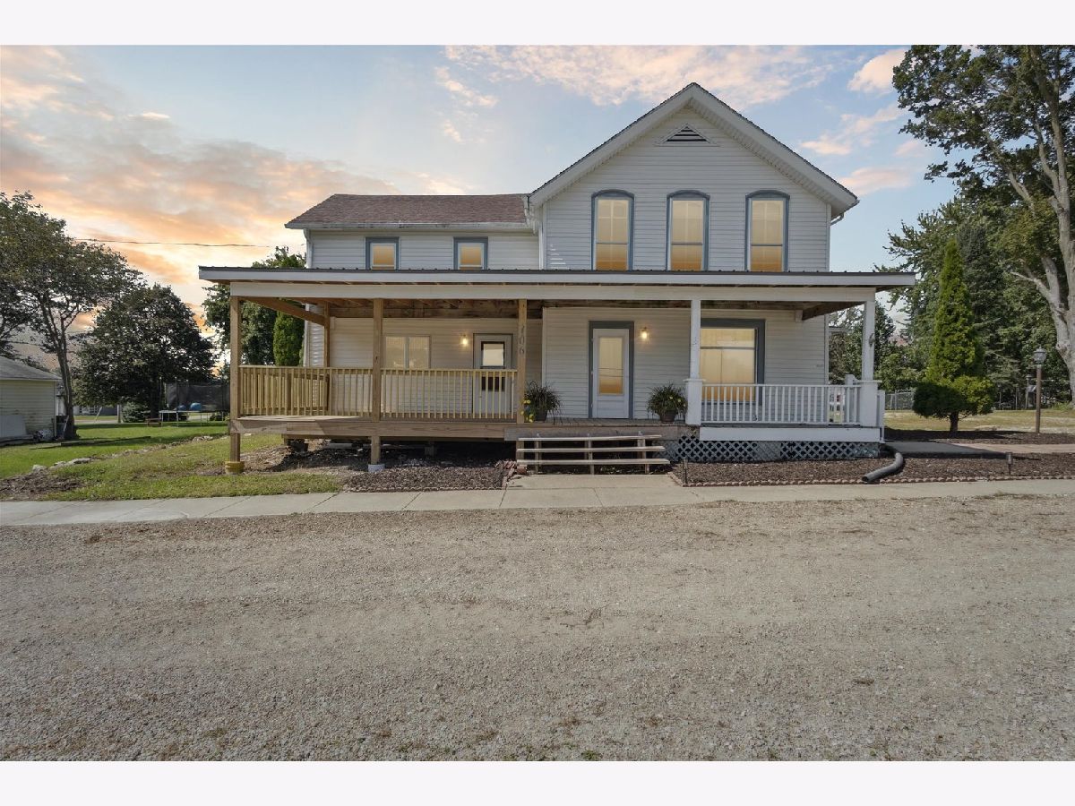  Sold Rock City Illinois, 106 Washington