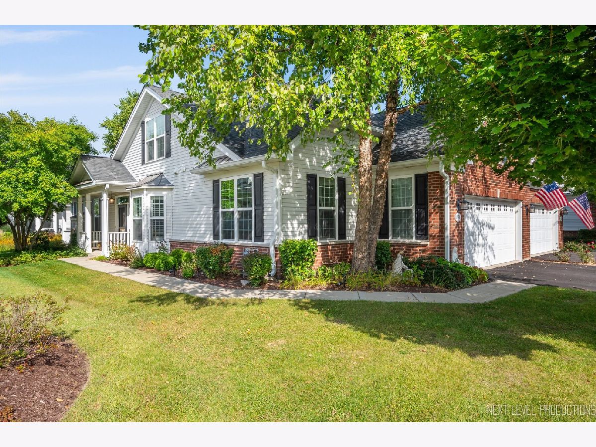  Sold Elgin Illinois, 1031 Broadmoor