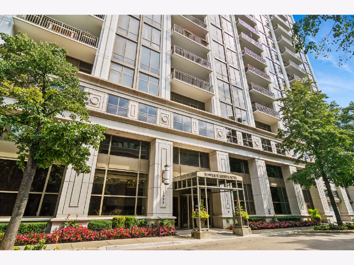  For Sale Chicago Illinois, 1335 Prairie Avenue