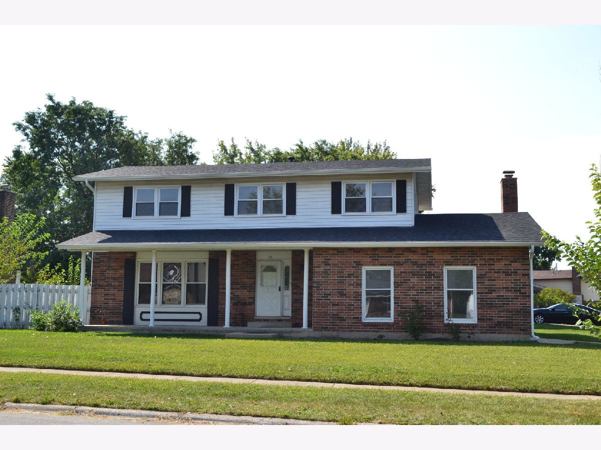 Homes & Condos & Townhomes For Sale Winston Woods Bolingbrook Illinois, 419 Charlestown Drive