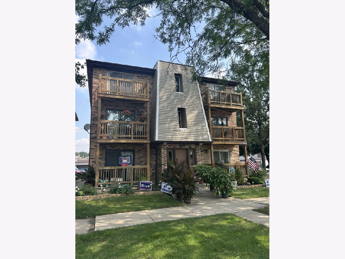 Rented Chicago Illinois, 6700 64th