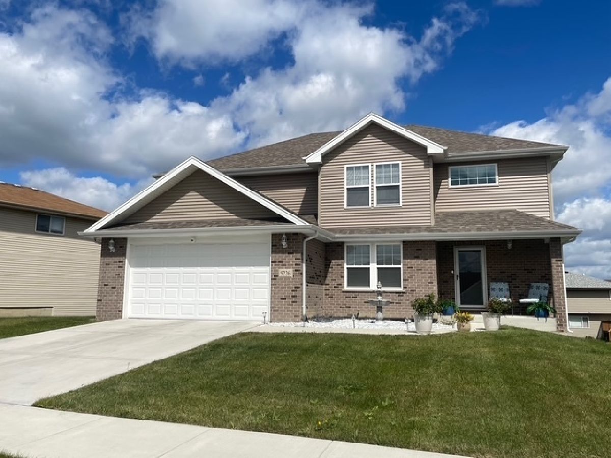 Homes & Townhomes For Sale Greenfield Richton Park Illinois, 5226 Bentgrass Avenue