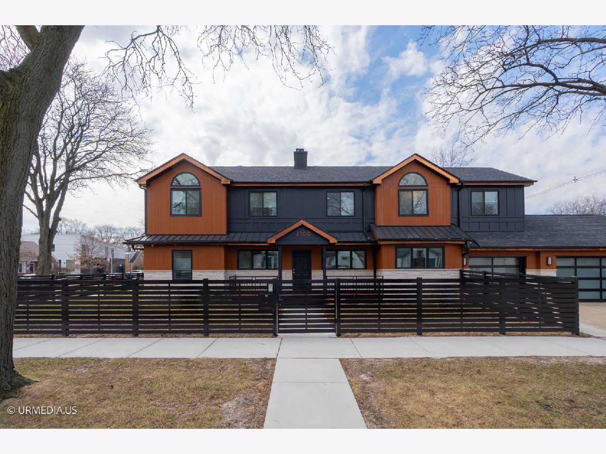 Homes & Condominiums For Sale Edgebrook Chicago Illinois, 7100 Sioux Avenue