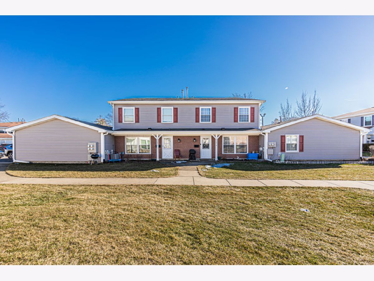  For Rent Hanover Park Illinois, 1305 Kingsbury