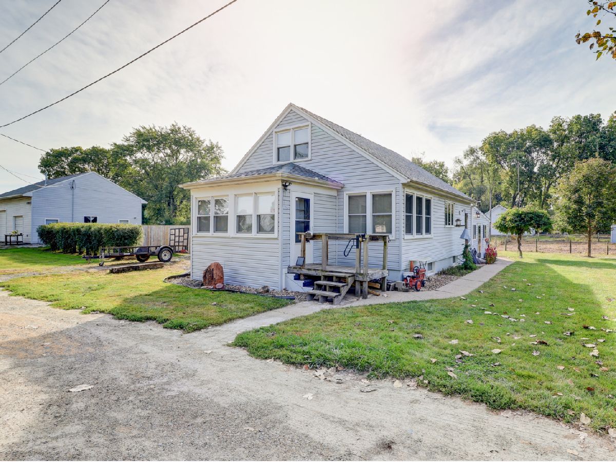  For Sale Sterling Illinois, 24839 Indian Ridge Road