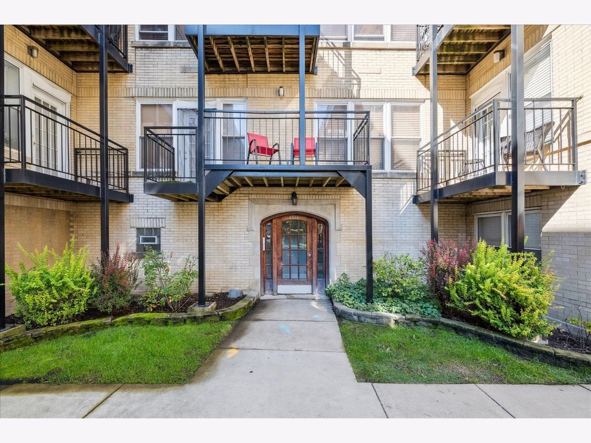 Sold Chicago Illinois, 4016 Albany