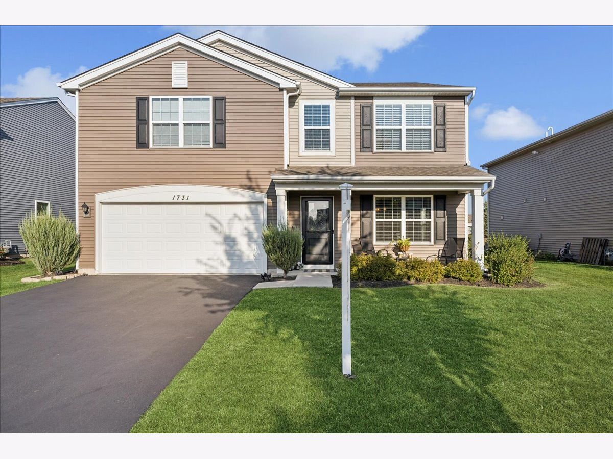  For Sale Pingree Grove Illinois, 1731 Dempsey Circle