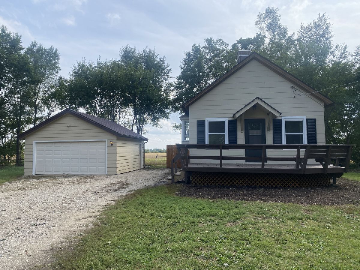  For Sale Woodstock Illinois, 15601 South Street Road
