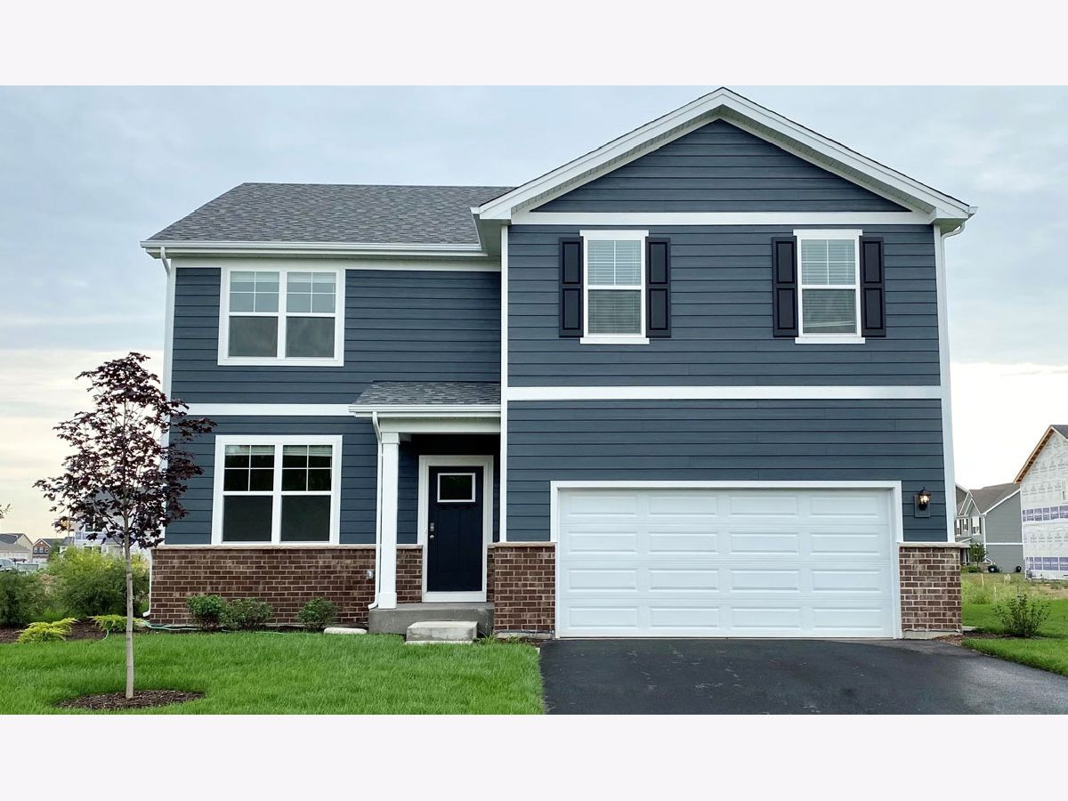  For Sale Hampshire Illinois, 1205 Inkberry Lane