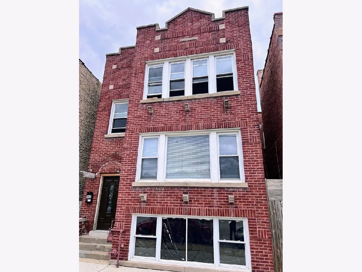  Rented Chicago Illinois, 2817 Clybourn