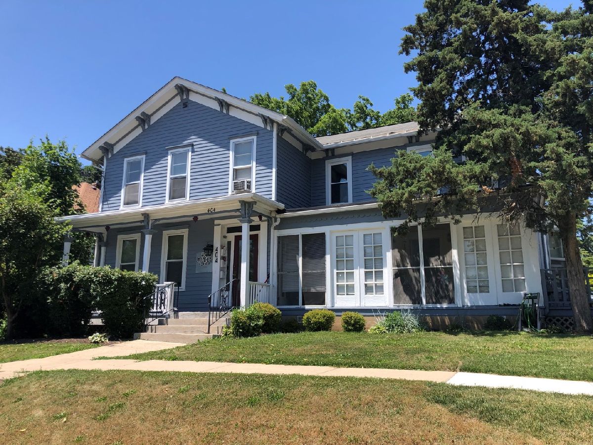  Rented Elgin Illinois, 404 Mountain