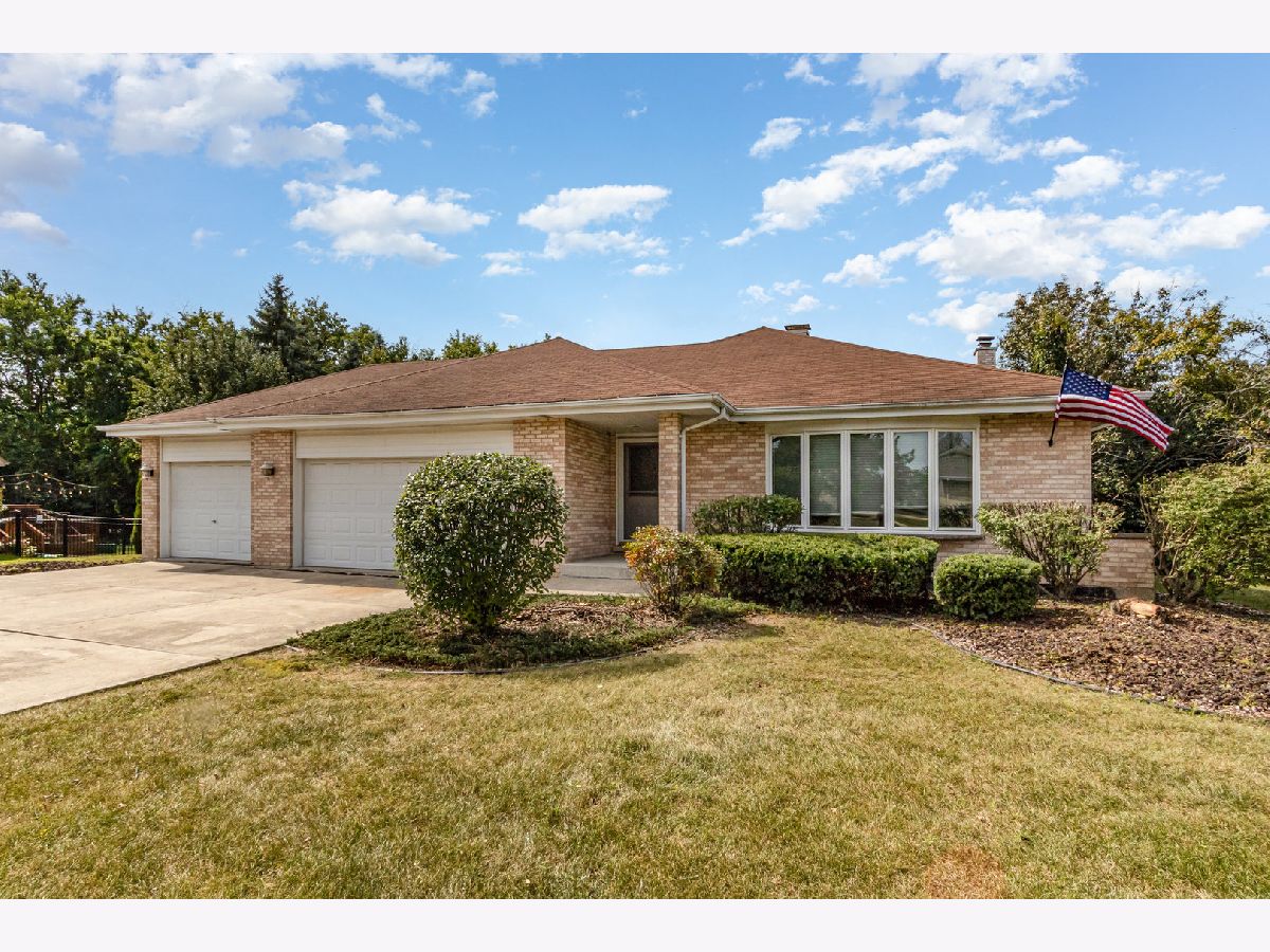  For Sale Orland Park Illinois, 13910 Green Valley Drive