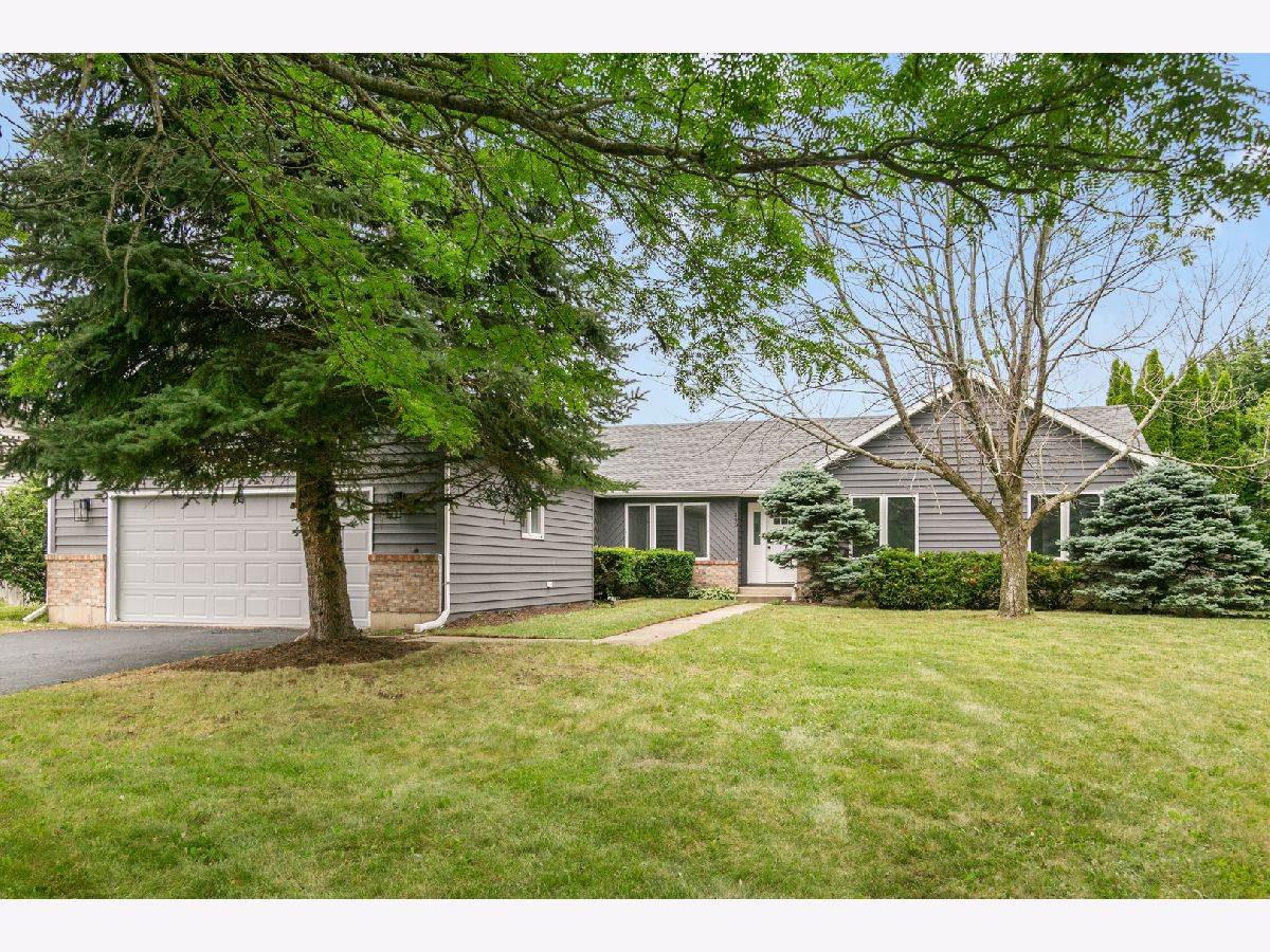  For Sale Winthrop Harbor Illinois, 140 Old Darby Lane