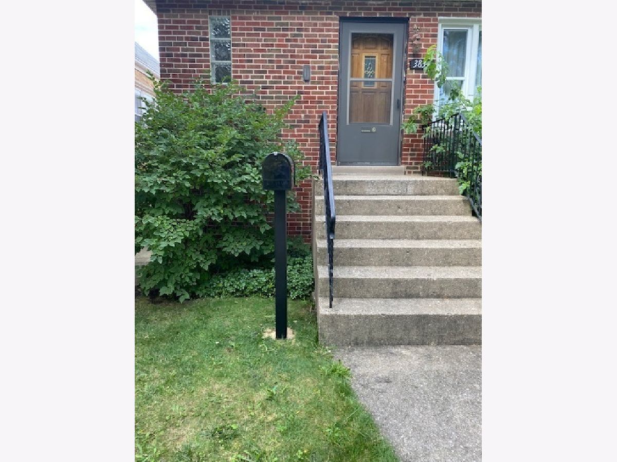  Rented Chicago Illinois, 3834 Oketo