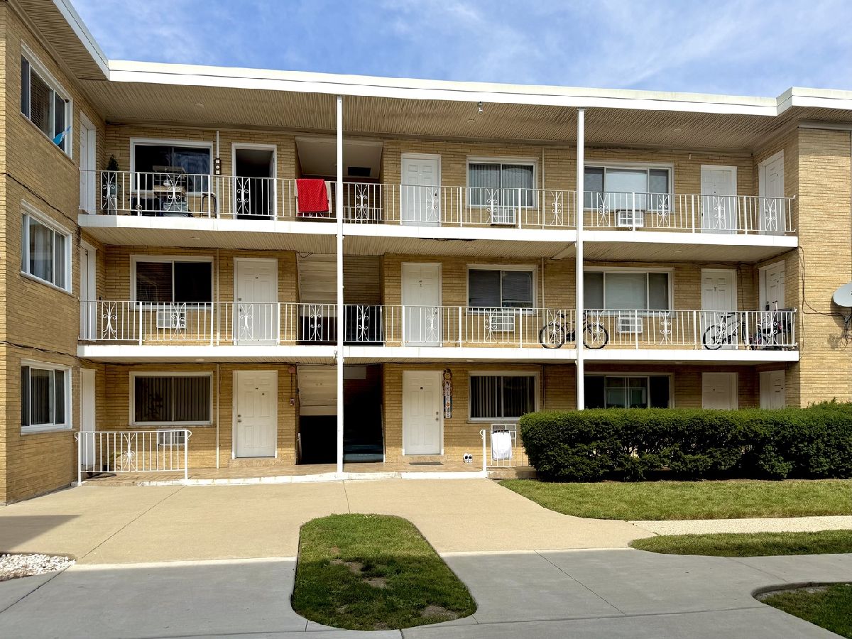  For Sale Schiller Park Illinois, 4600 River Road