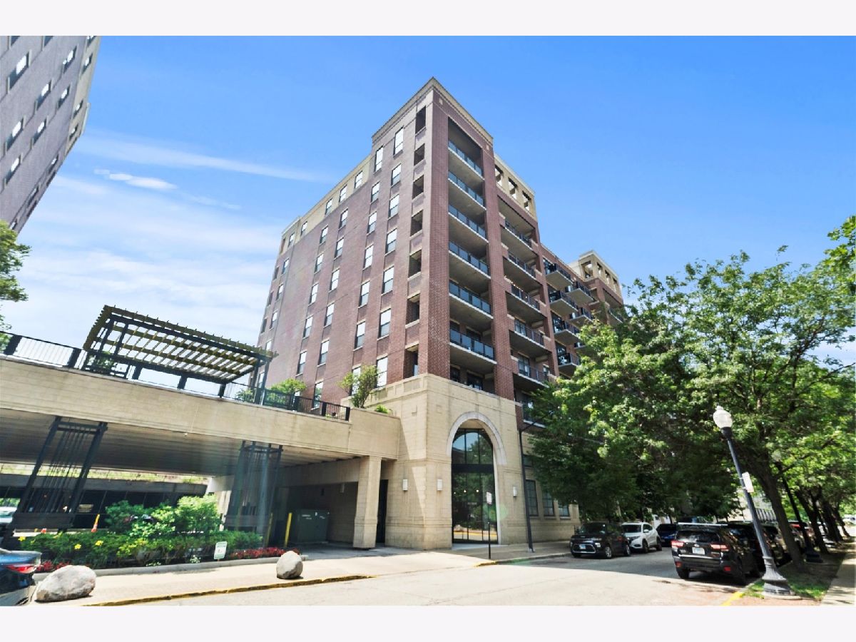 Condos & Townhomes & Homes For Sale University Village Chicago Illinois, 833 15th Place