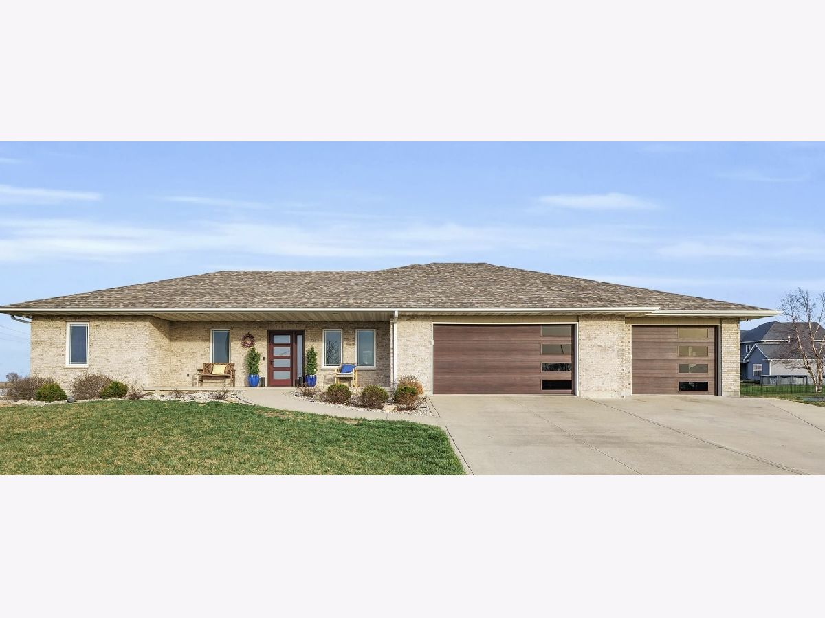  For Sale Paxton Illinois, 725 Maple Street