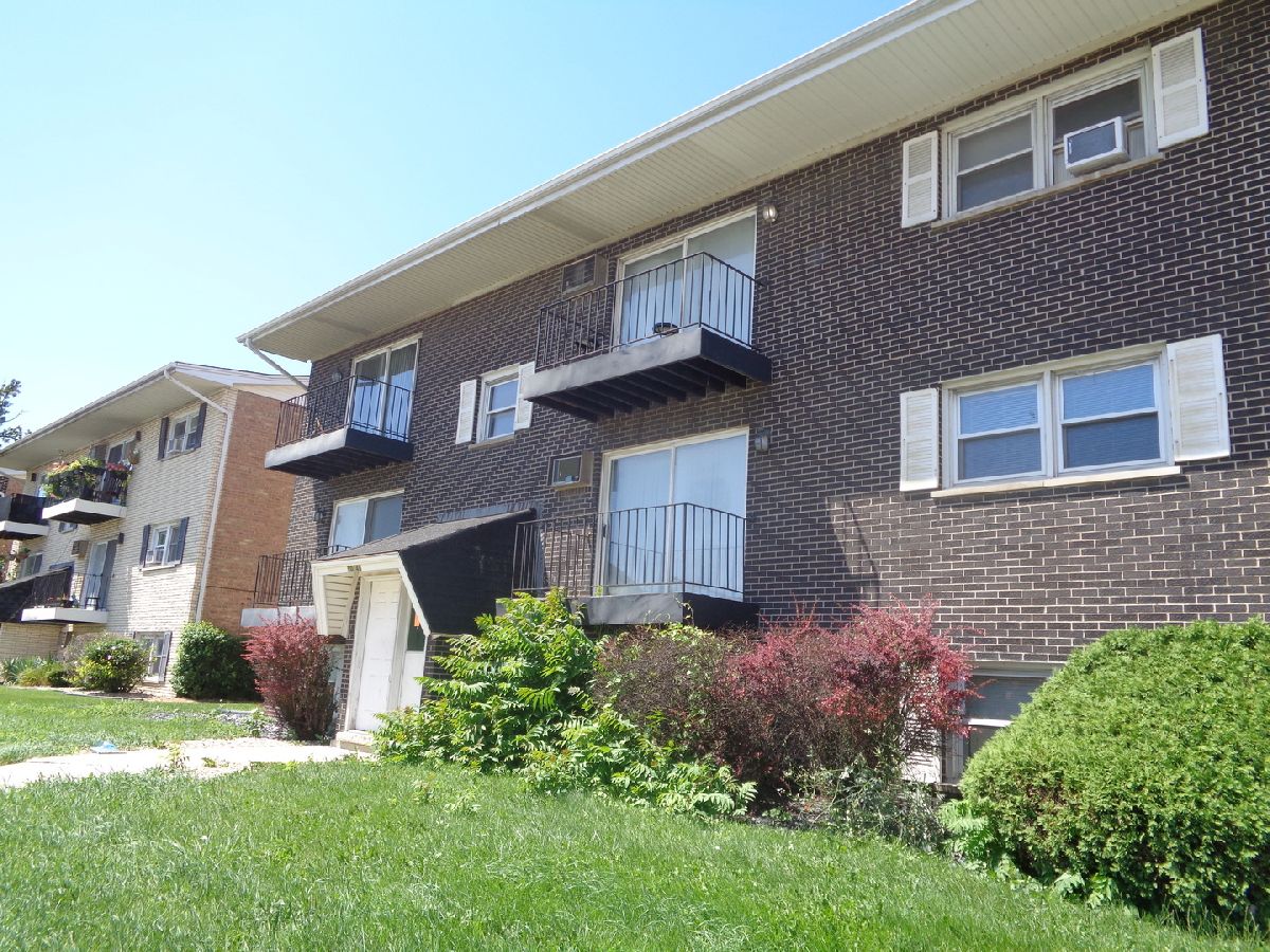  For Rent Worth Illinois, 10748 Harlem