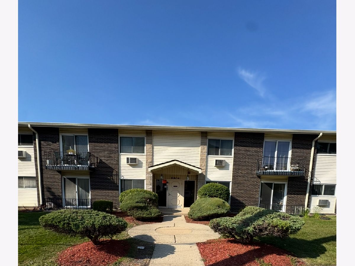  For Sale Des Plaines Illinois, 8804 Golf Road