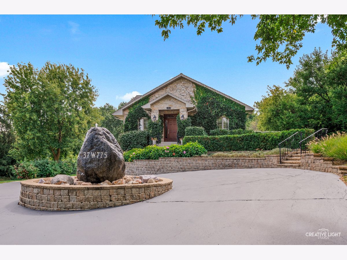  Sold Batavia Illinois, 37W775 Morningside