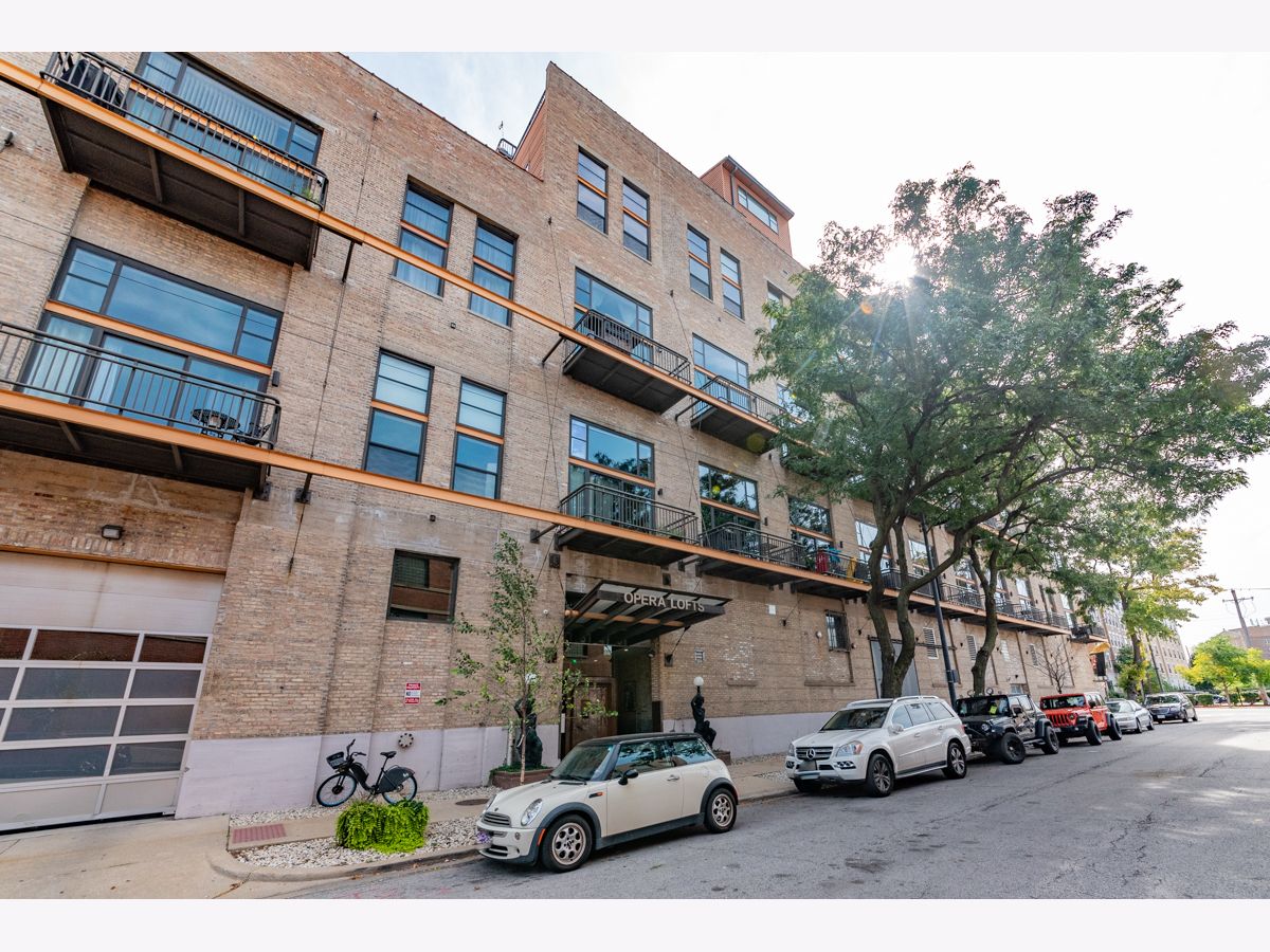  For Rent Chicago Illinois, 2545 Dearborn