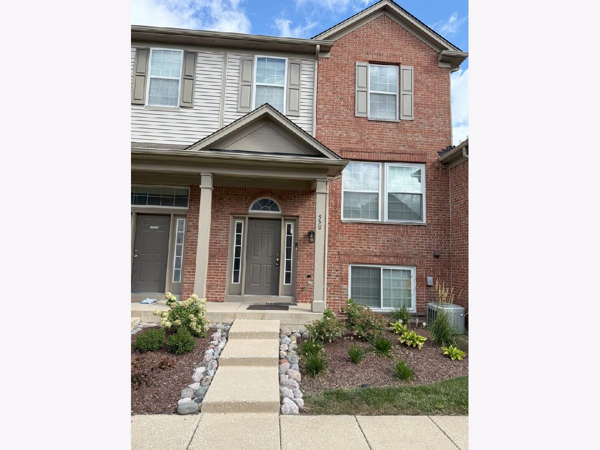  Rented Aurora Illinois, 550 Conservatory