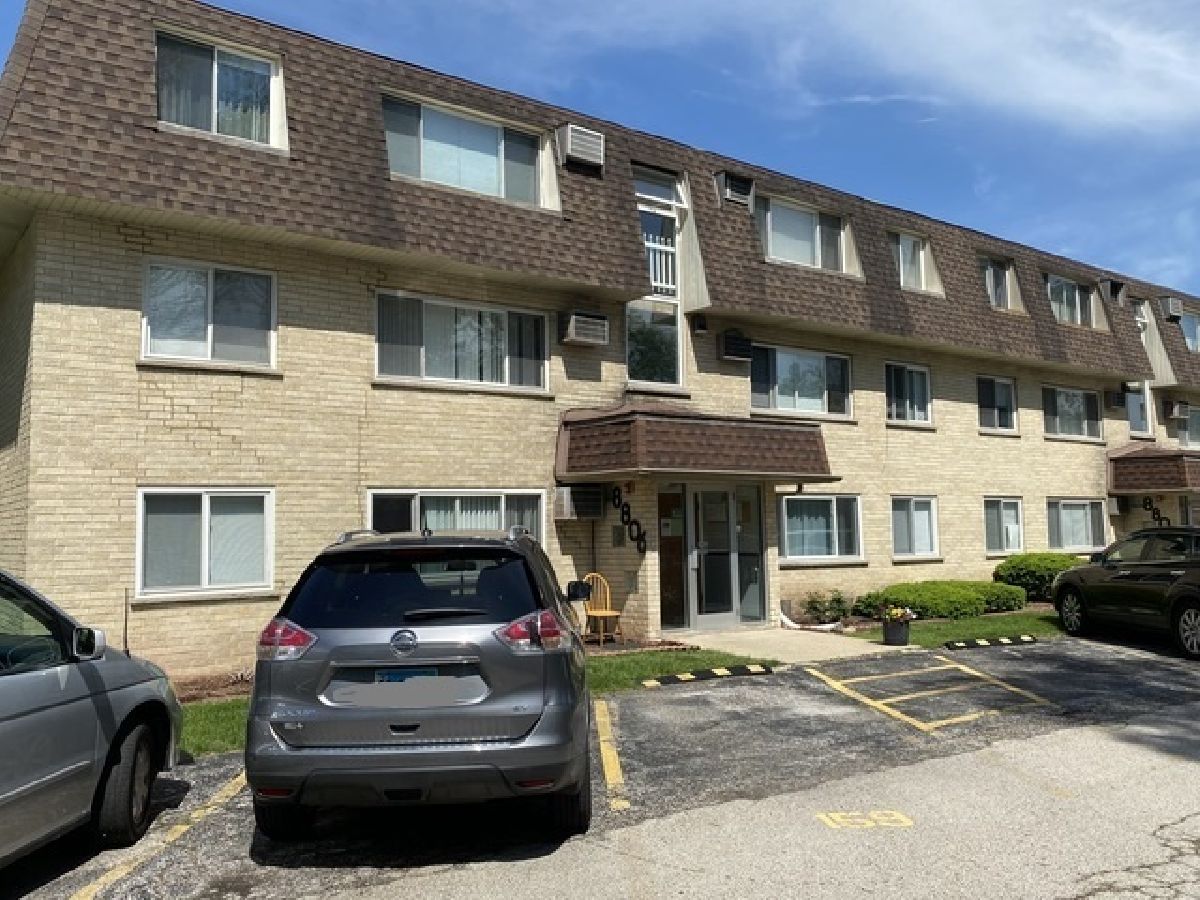  For Rent Des Plaines Illinois, 8806 Briar
