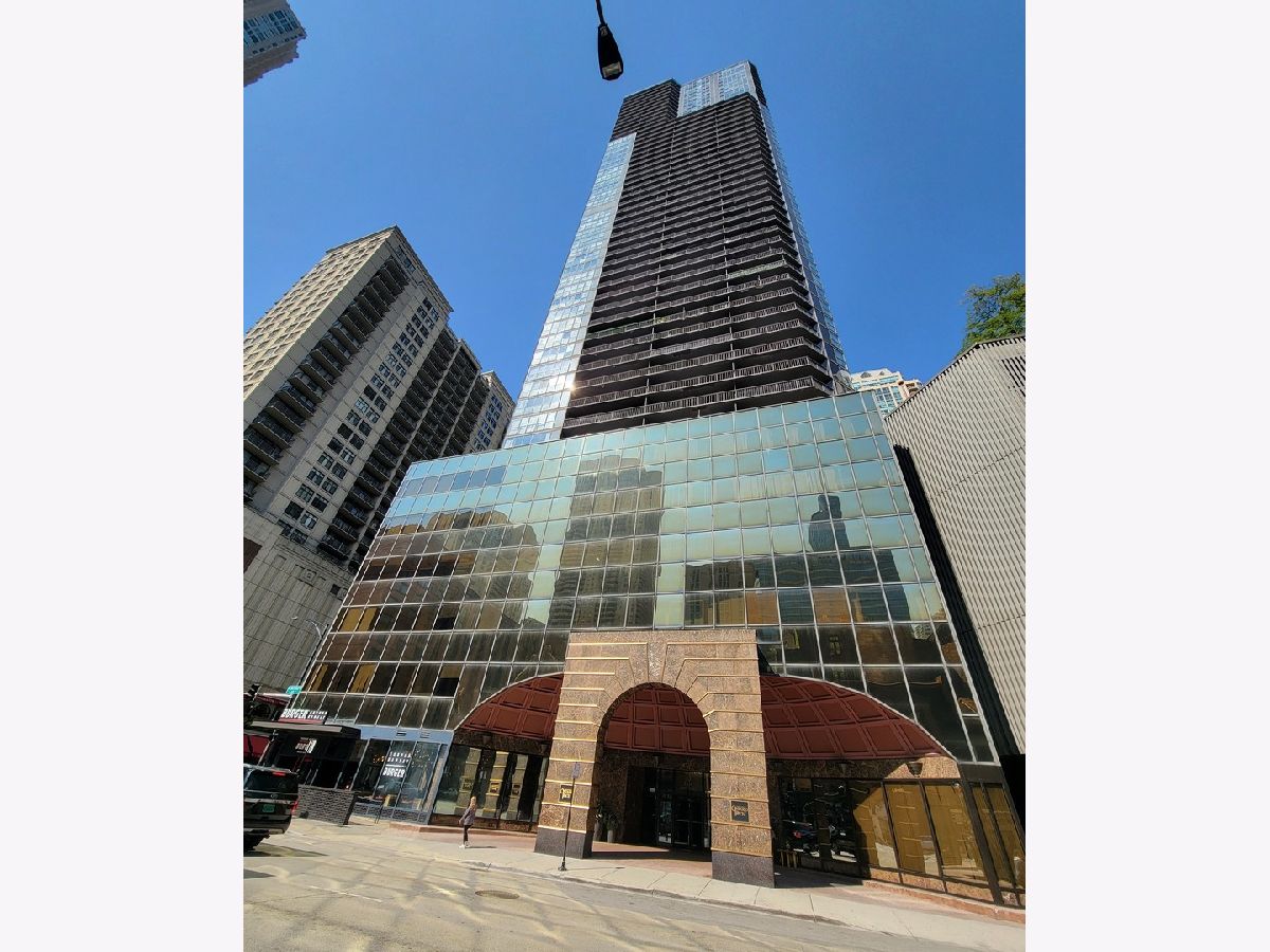 Condominiums For Rent Ontario Place Residences Chicago Illinois, 10 Ontario