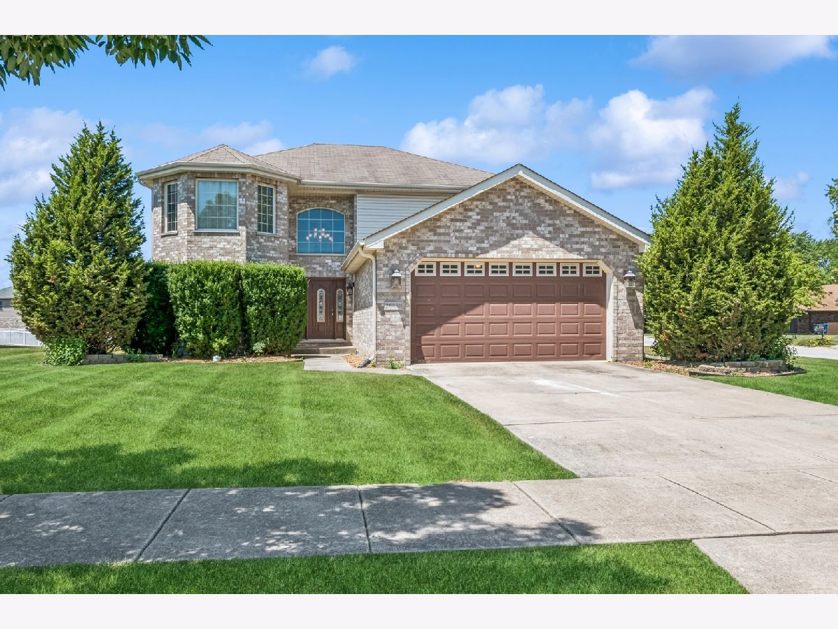  For Sale Monee Illinois, 26030 County Fair Drive